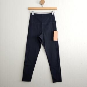 Girlfriend Collective Compressive 7/8 High-Rise Leggings Black Small NWT